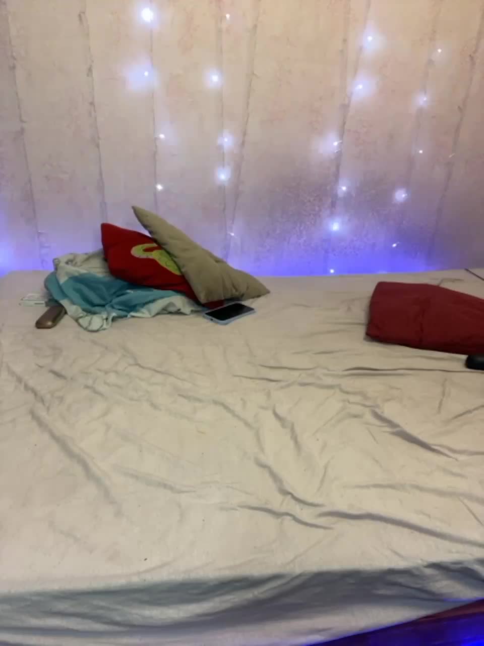 View or download file hotgirls221 on 2023-03-08 from bongacams