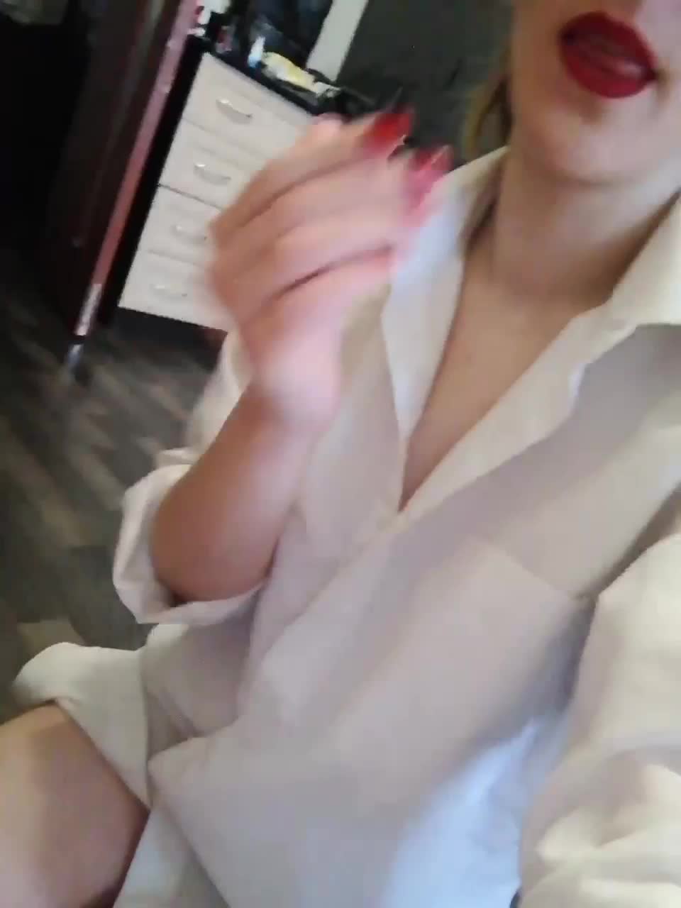 View or download file lena6975 on 2023-03-08 from bongacams