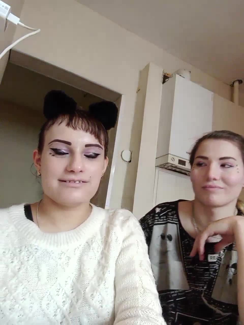 View or download file dvebarbigirls on 2023-03-09 from bongacams