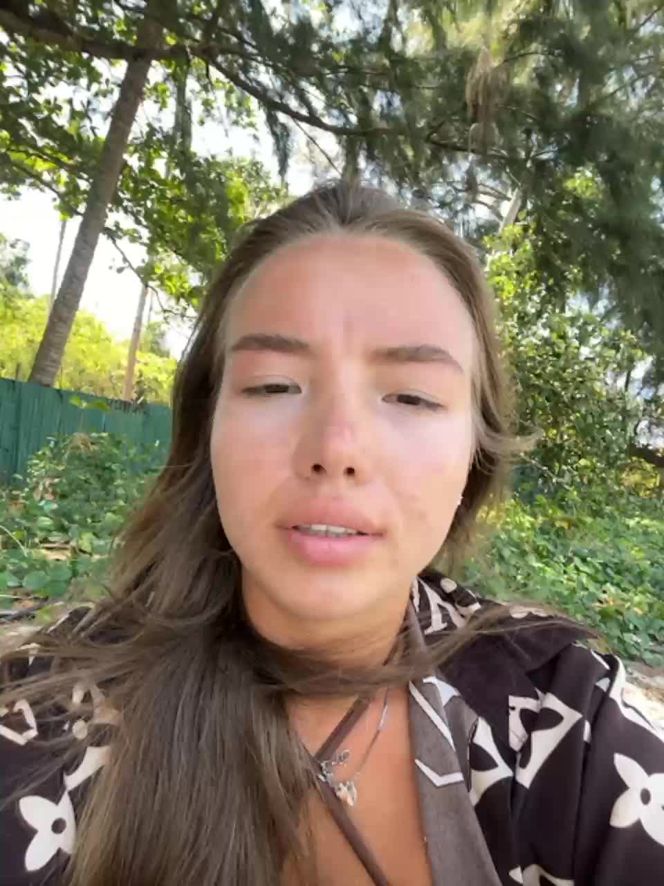 View or download file 7miia7 on 2023-03-10 from bongacams