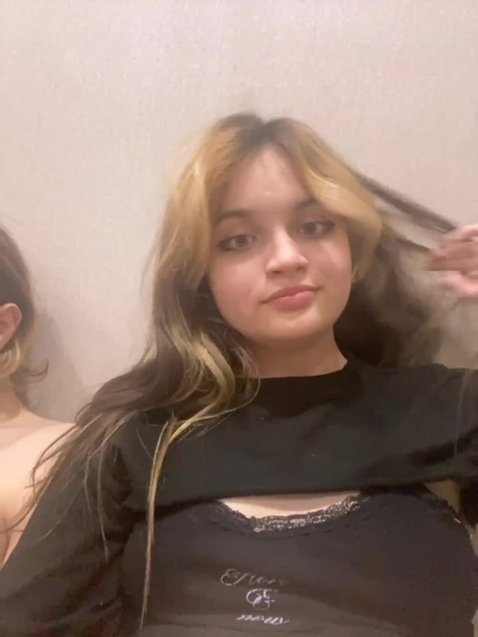 View or download file disexyy on 2023-03-10 from bongacams