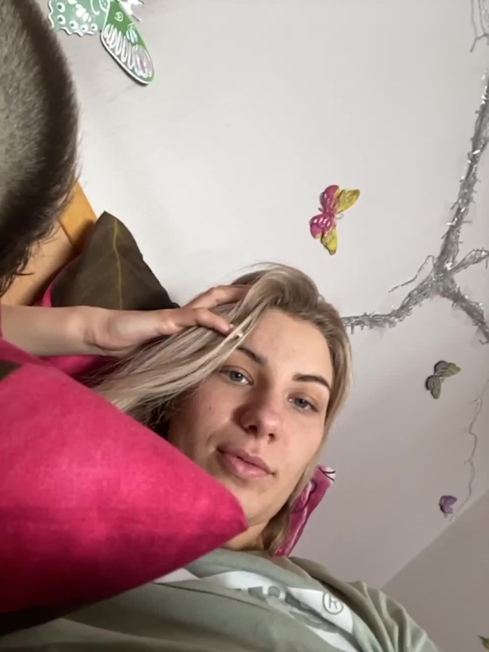 View or download file hulklisandra on 2023-03-10 from bongacams