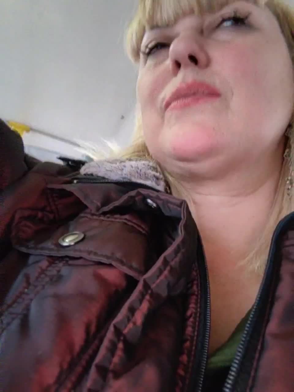 View or download file janna37 on 2023-03-10 from bongacams