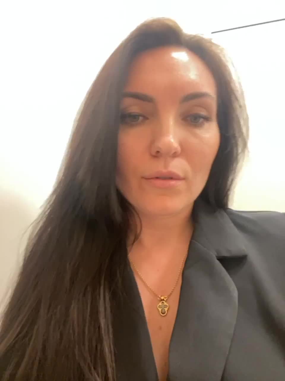 View or download file divora on 2023-03-12 from bongacams