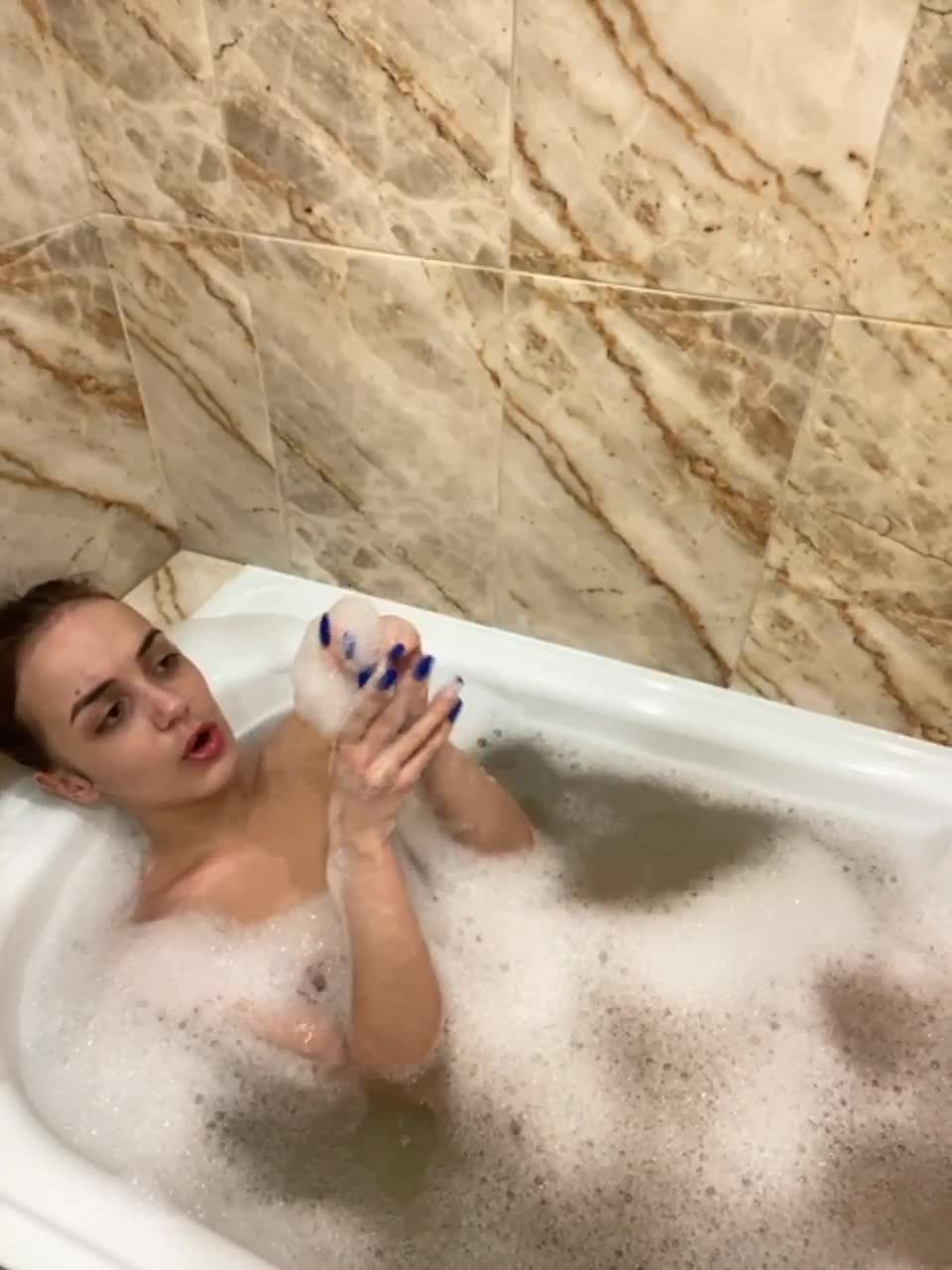 View or download file sandra_18 on 2023-03-12 from bongacams