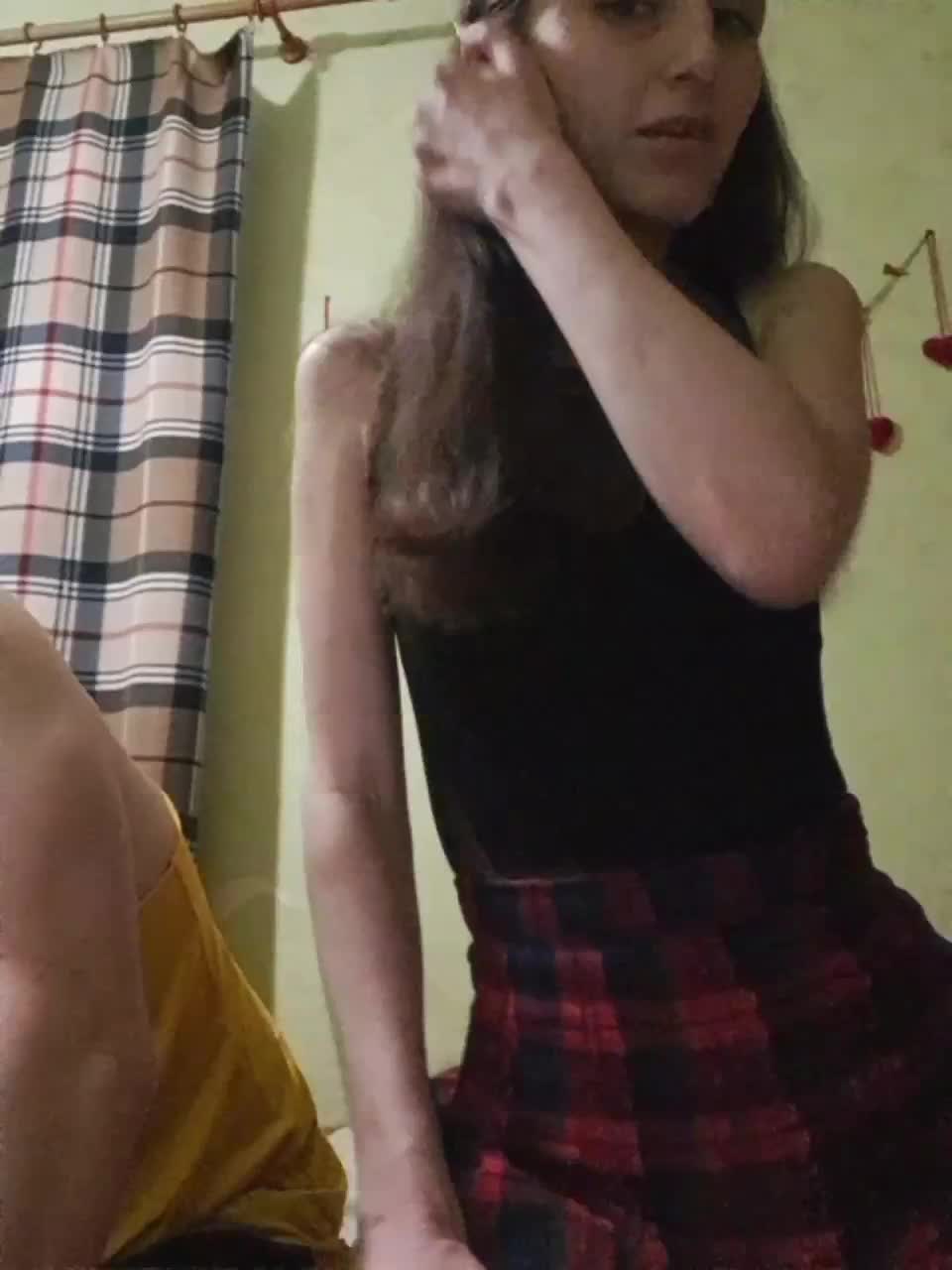 View or download file sweatchili on 2023-03-12 from bongacams