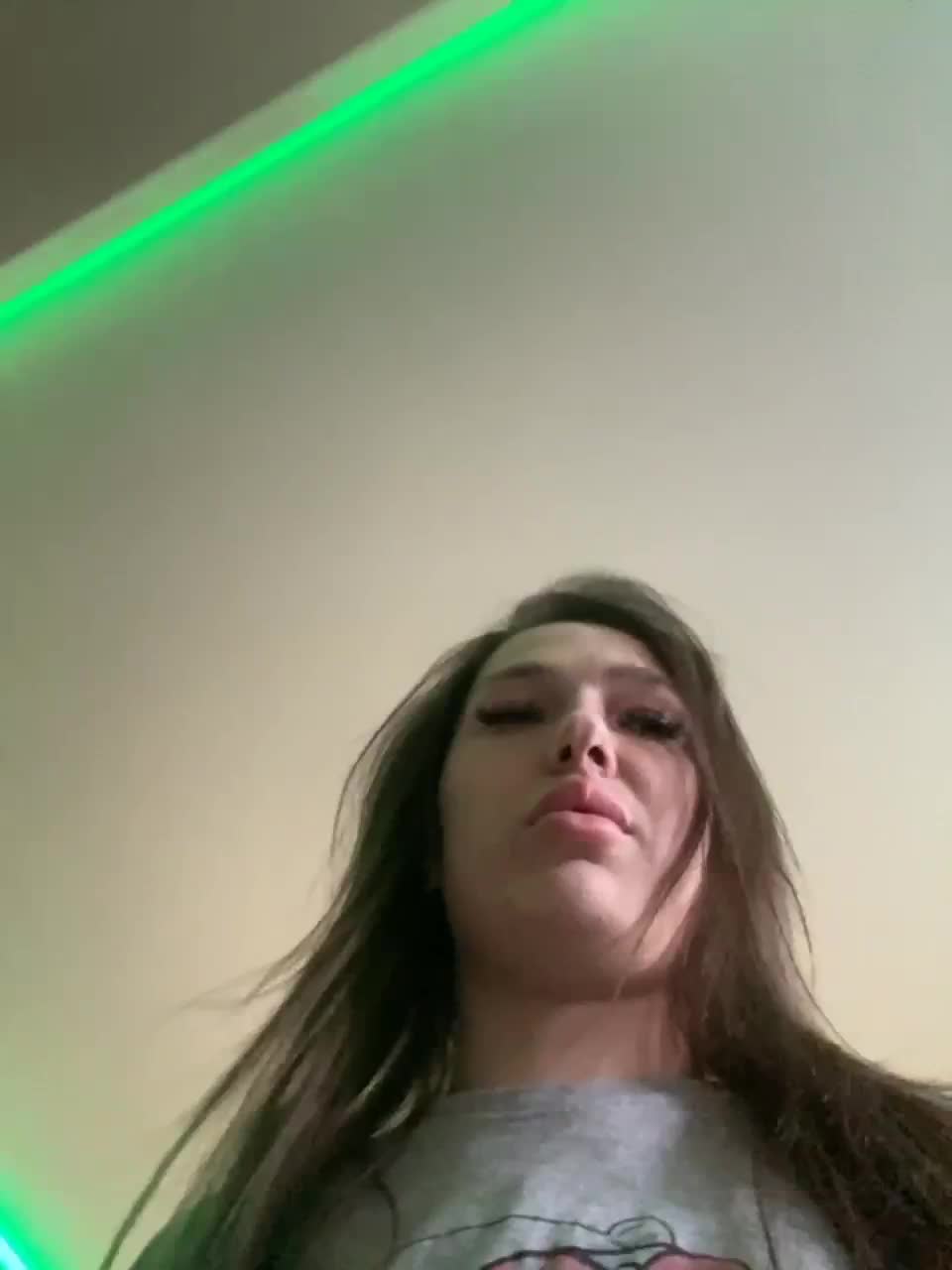 View or download file fuckkrisanna on 2023-03-13 from bongacams