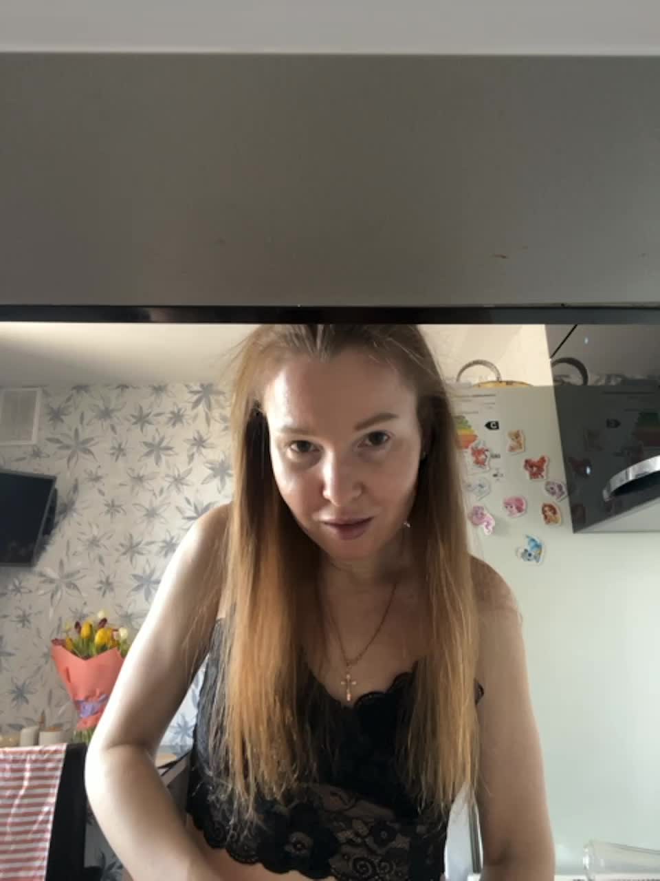 View or download file paraogonb on 2023-03-13 from bongacams