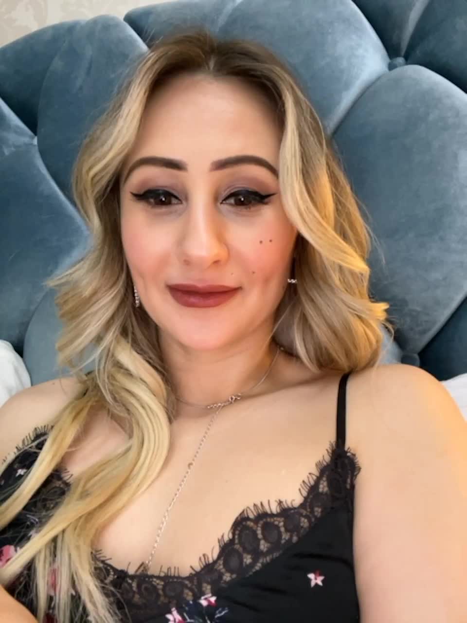 View or download file wowliliwow on 2023-03-13 from bongacams