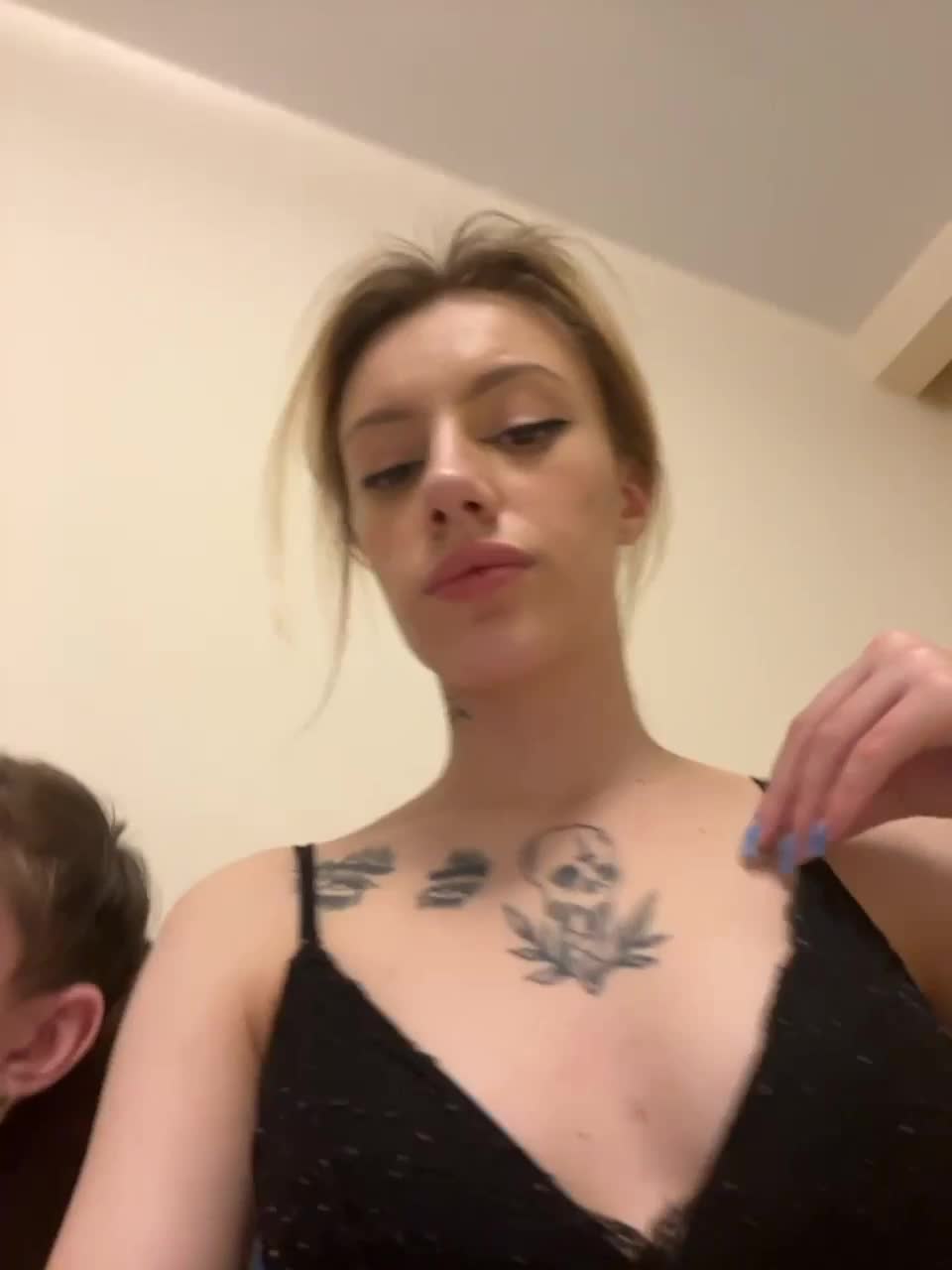 View or download file yngluv on 2023-03-13 from bongacams