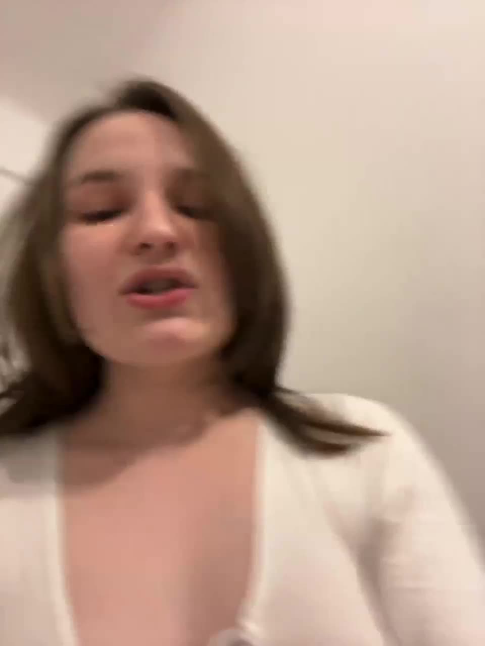 View or download file annafirepussy on 2023-03-14 from bongacams