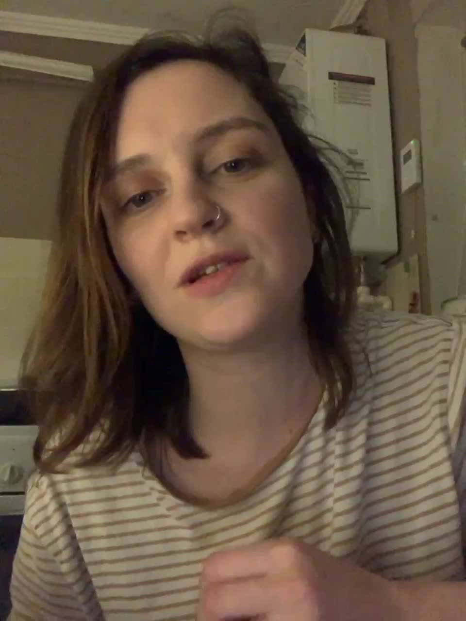 View or download file yuzhlove on 2023-03-14 from bongacams