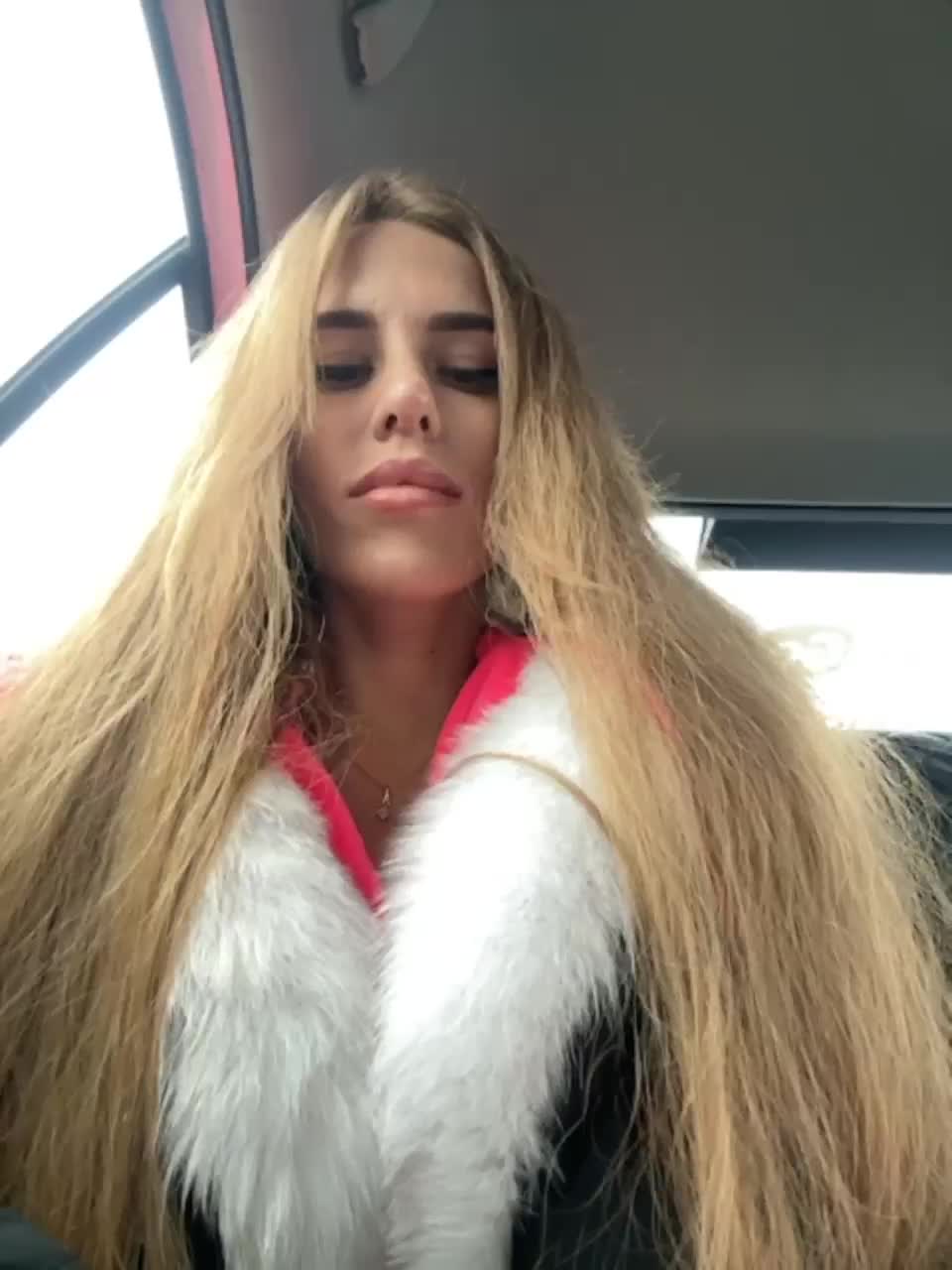 View or download file blondinochkaa on 2023-03-16 from bongacams