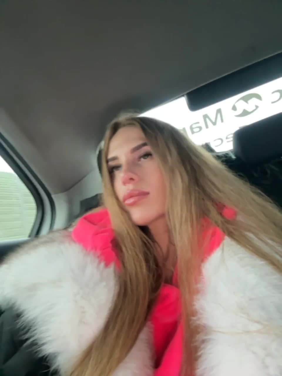 View or download file blondinochkaa on 2023-03-16 from bongacams