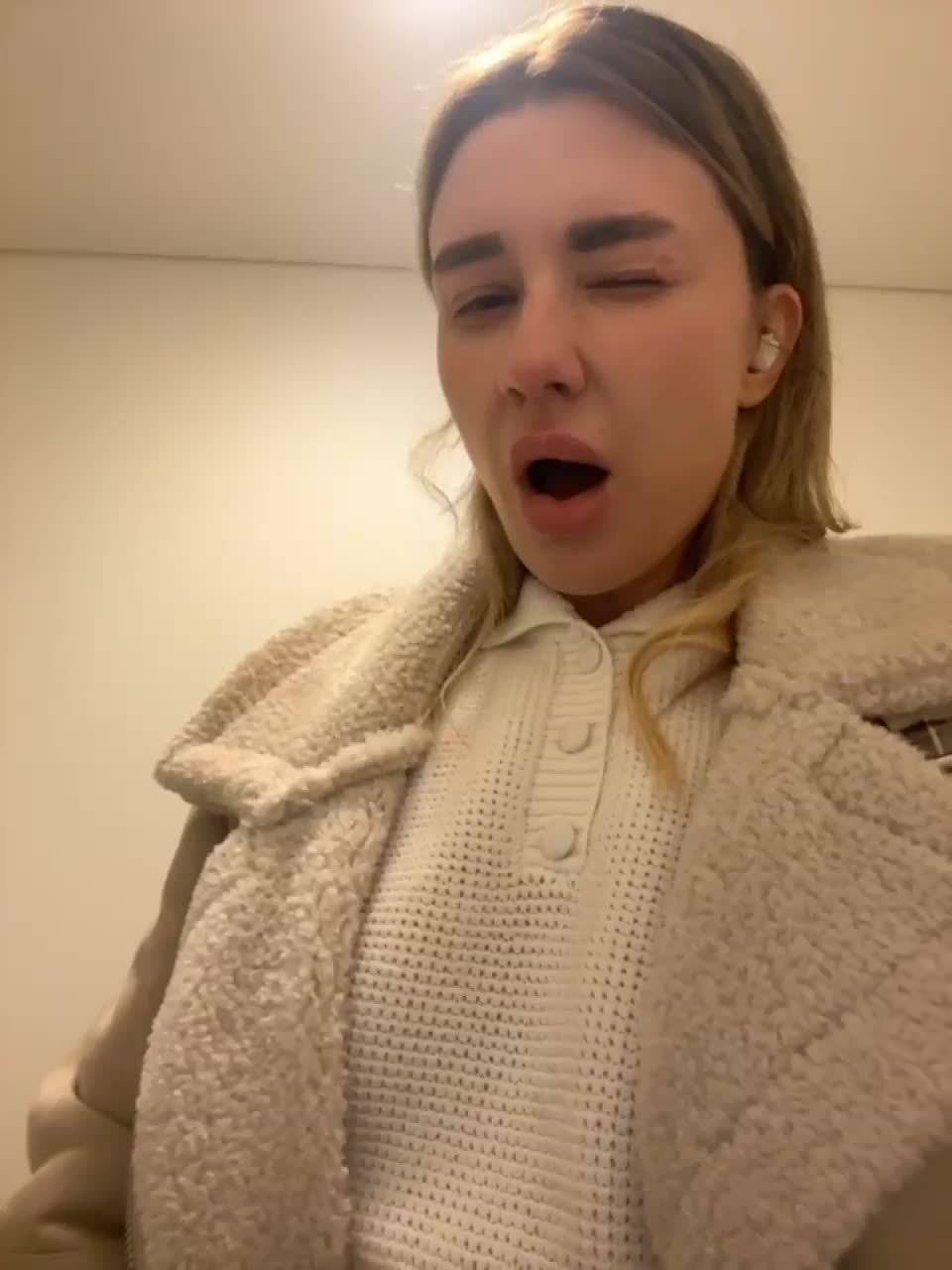 View or download file kirlove1 on 2023-03-16 from bongacams