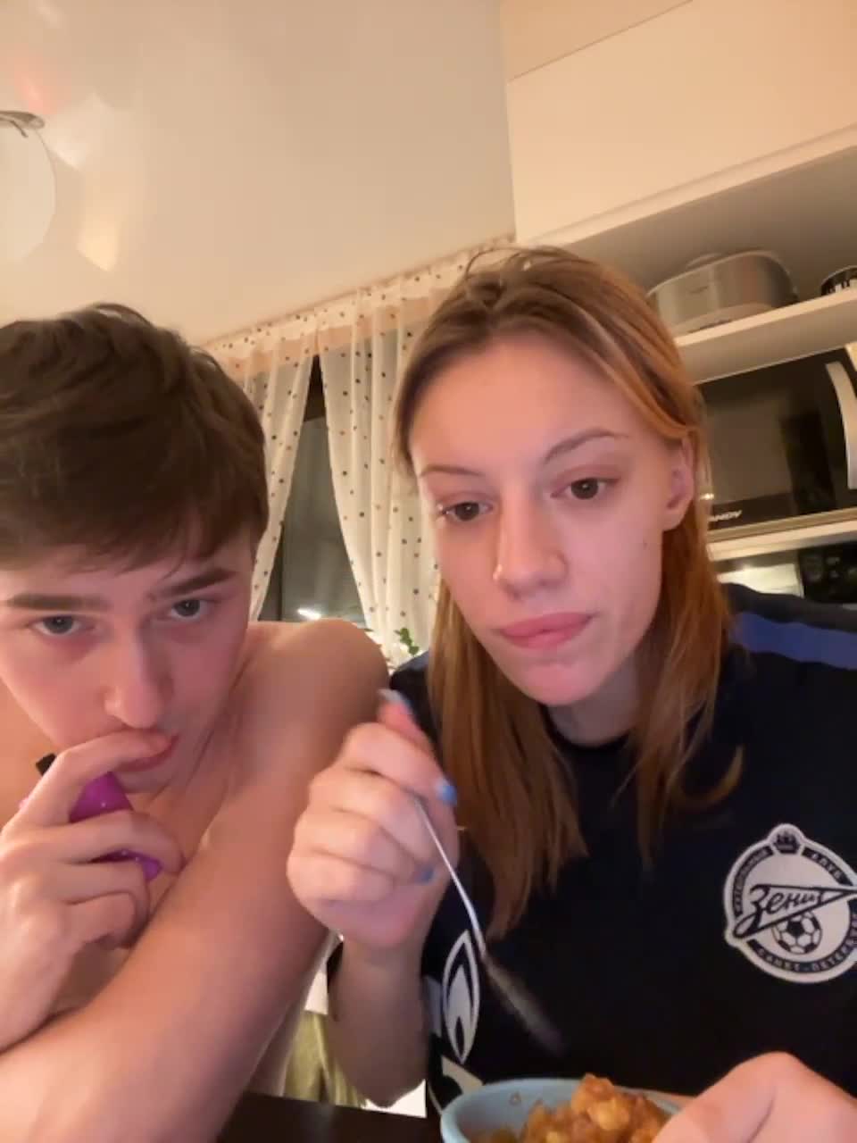 View or download file yngluv on 2023-03-16 from bongacams