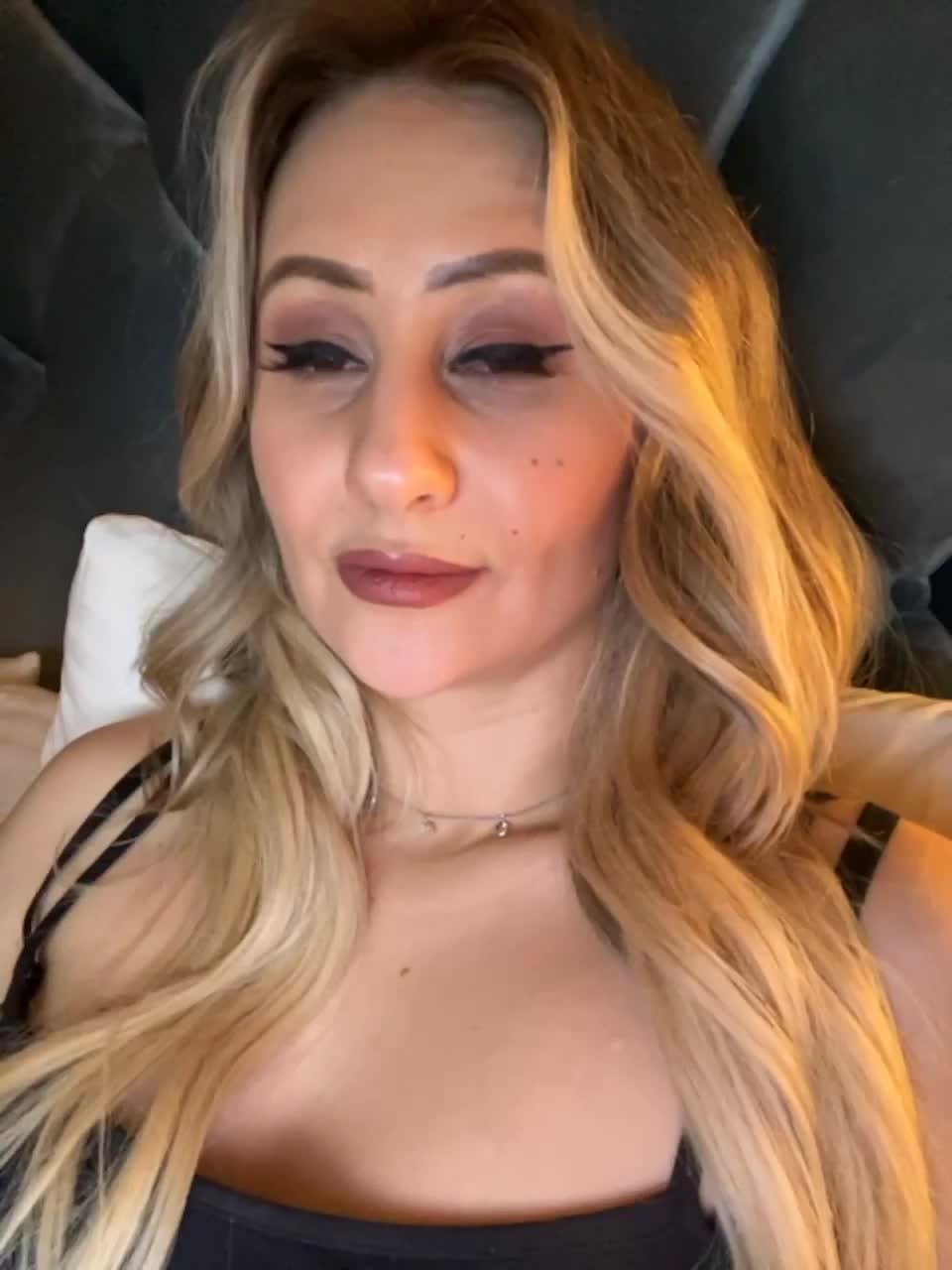 View or download file wowliliwow on 2023-03-17 from bongacams