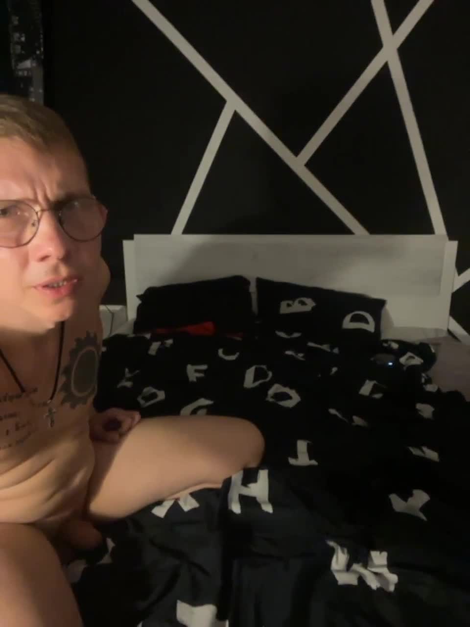 View or download file luter198926 on 2023-03-18 from bongacams