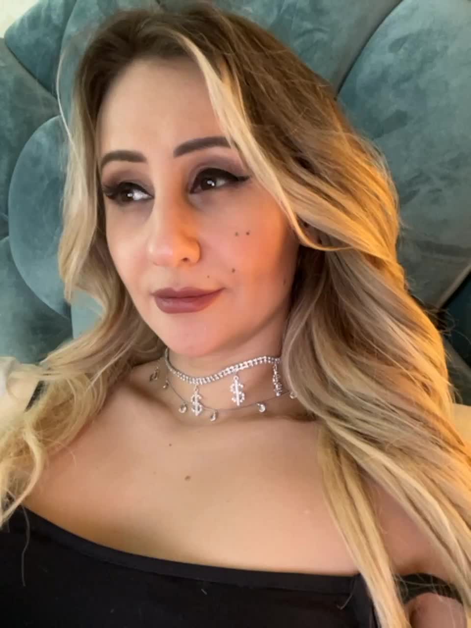 View or download file wowliliwow on 2023-03-18 from bongacams