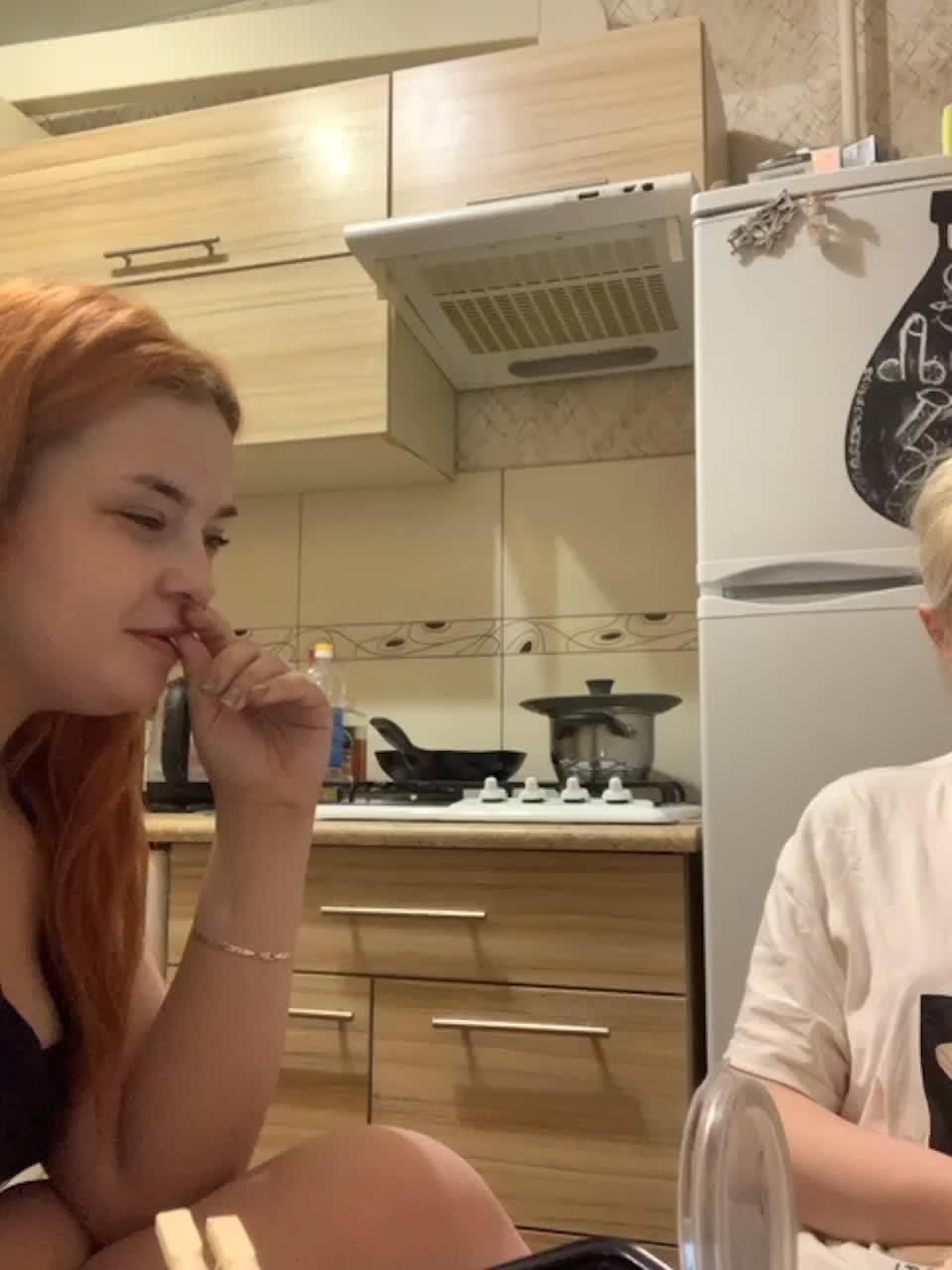 View or download file merida_amora on 2023-03-19 from bongacams