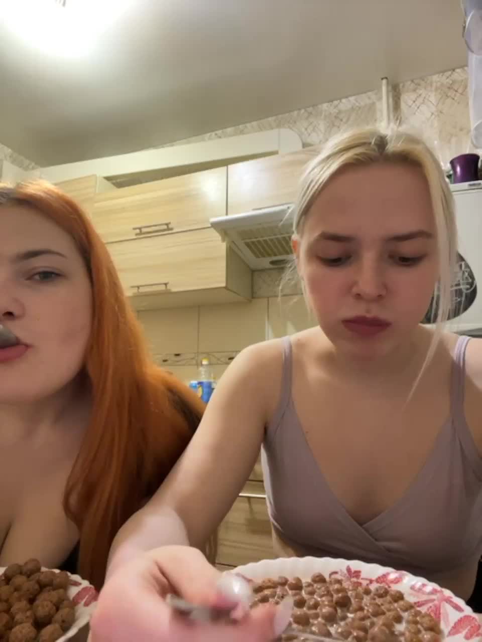 View or download file merida_amora on 2023-03-19 from bongacams