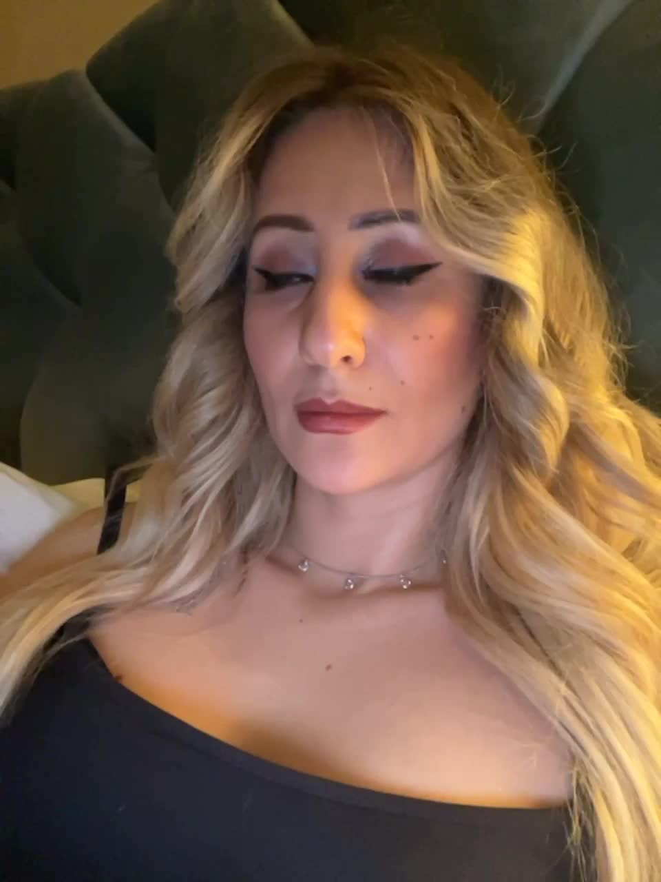 View or download file wowliliwow on 2023-03-19 from bongacams