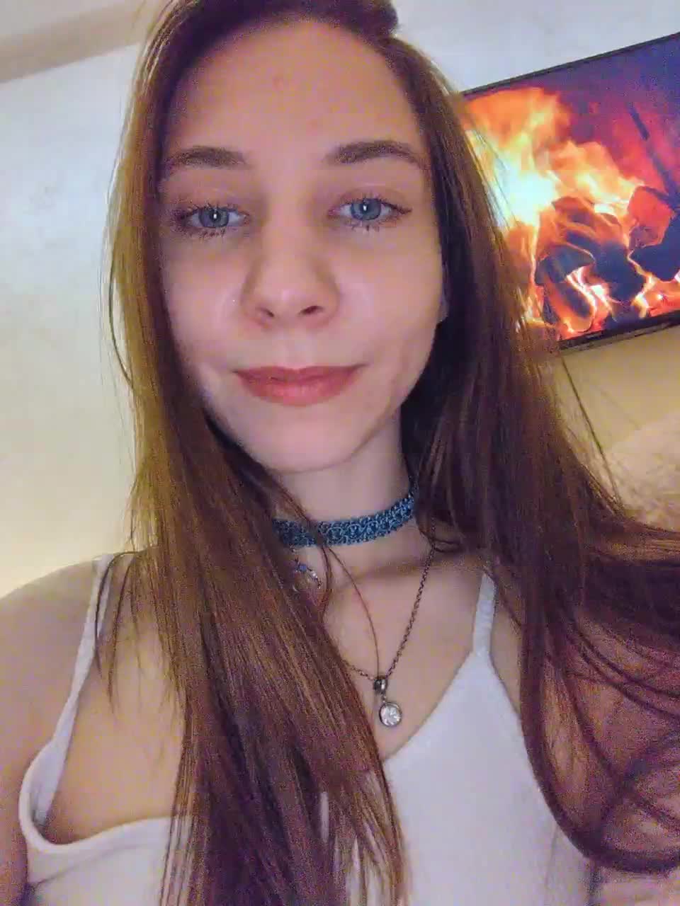 View or download file emilyev4ns on 2023-03-20 from bongacams