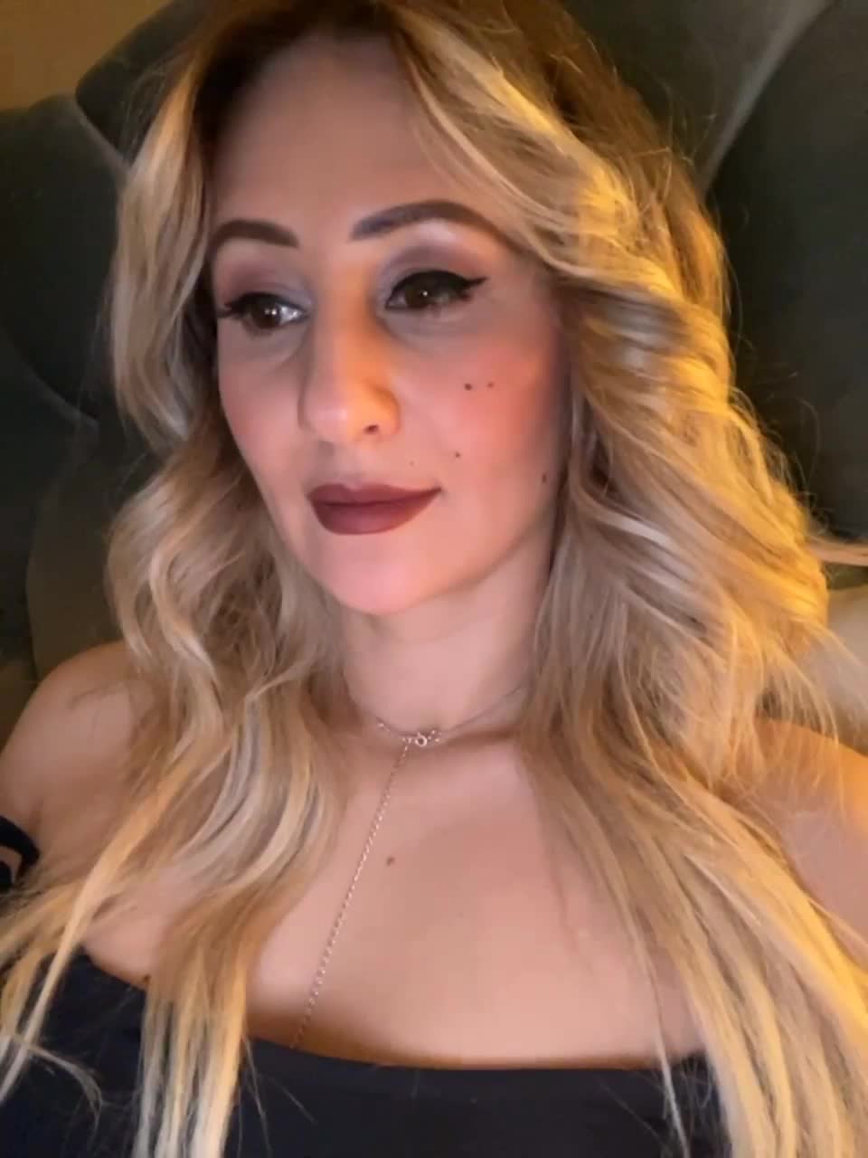 View or download file wowliliwow on 2023-03-20 from bongacams