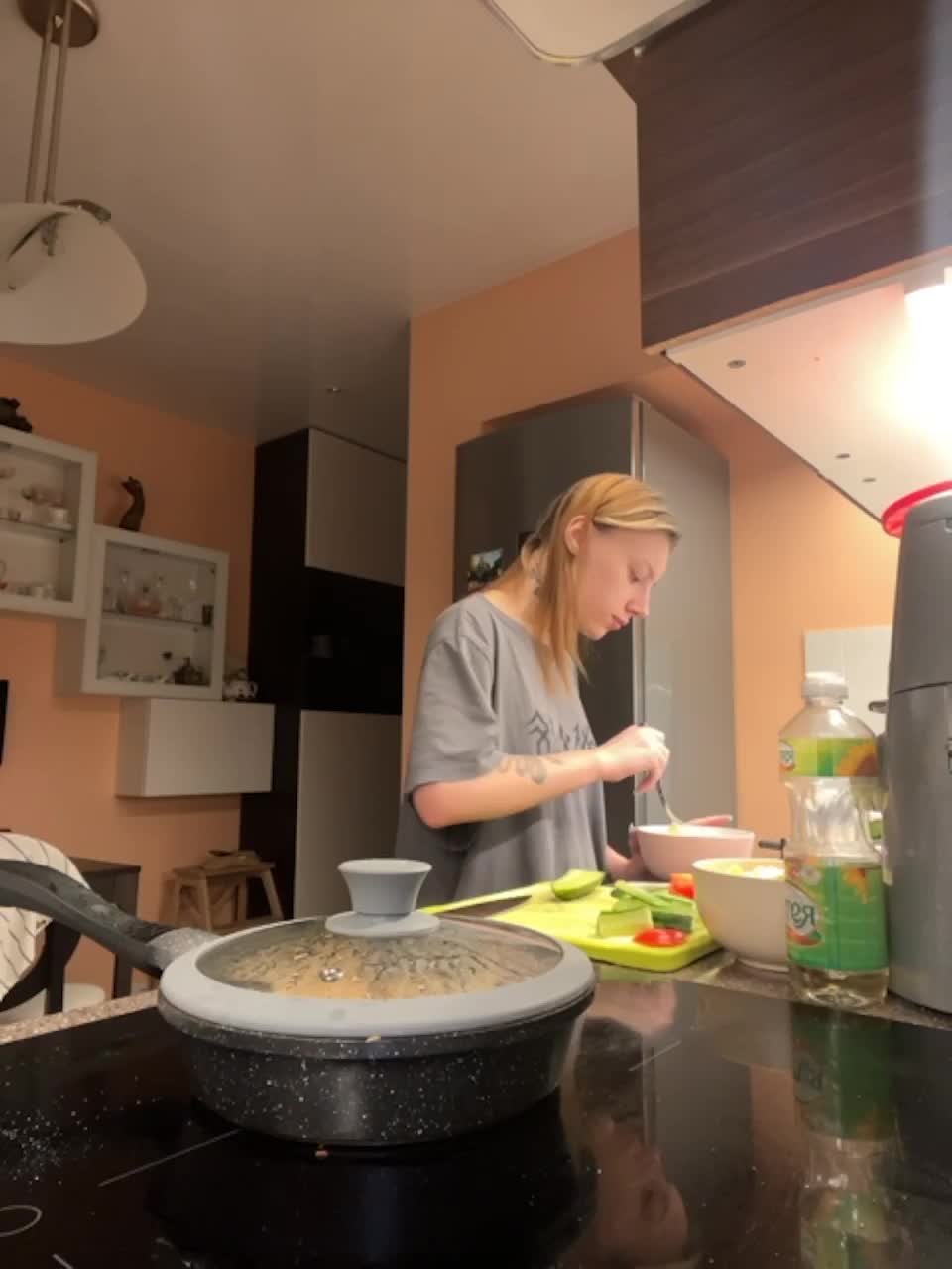 View or download file yngluv on 2023-03-20 from bongacams