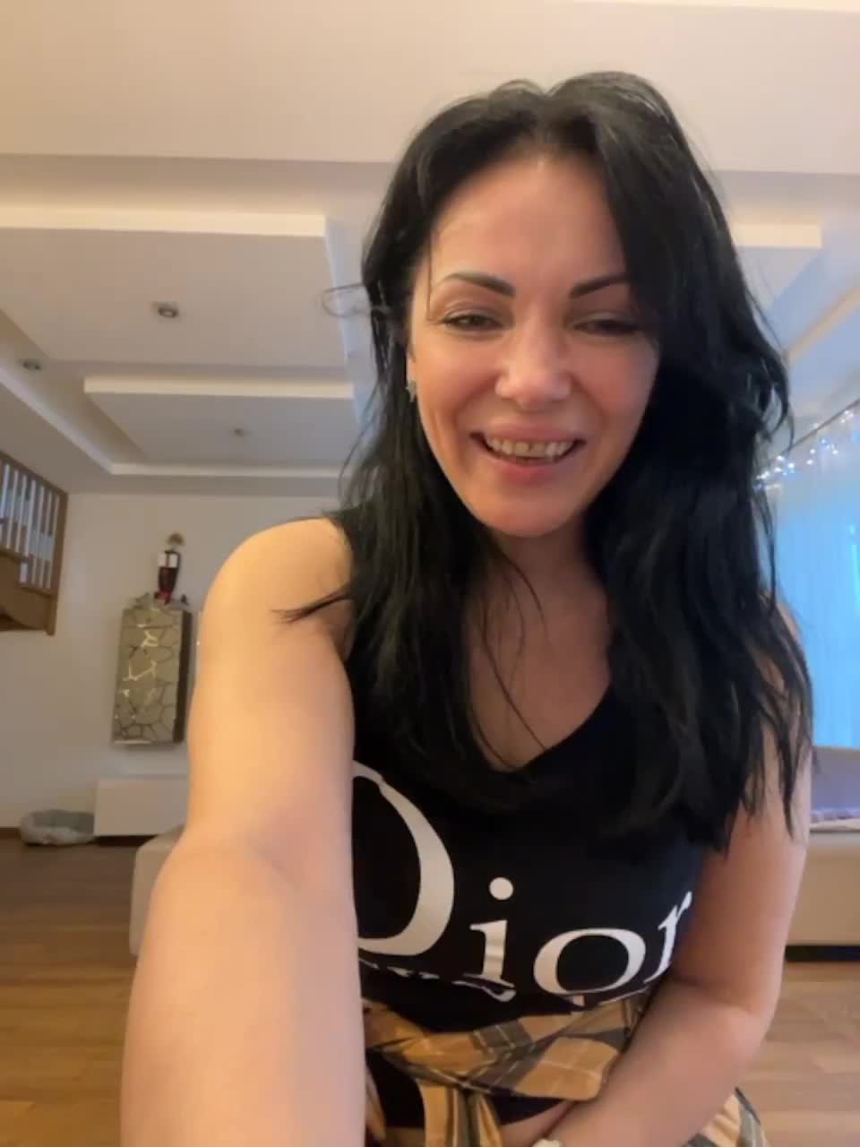 View or download file louisejenkin on 2023-03-21 from bongacams