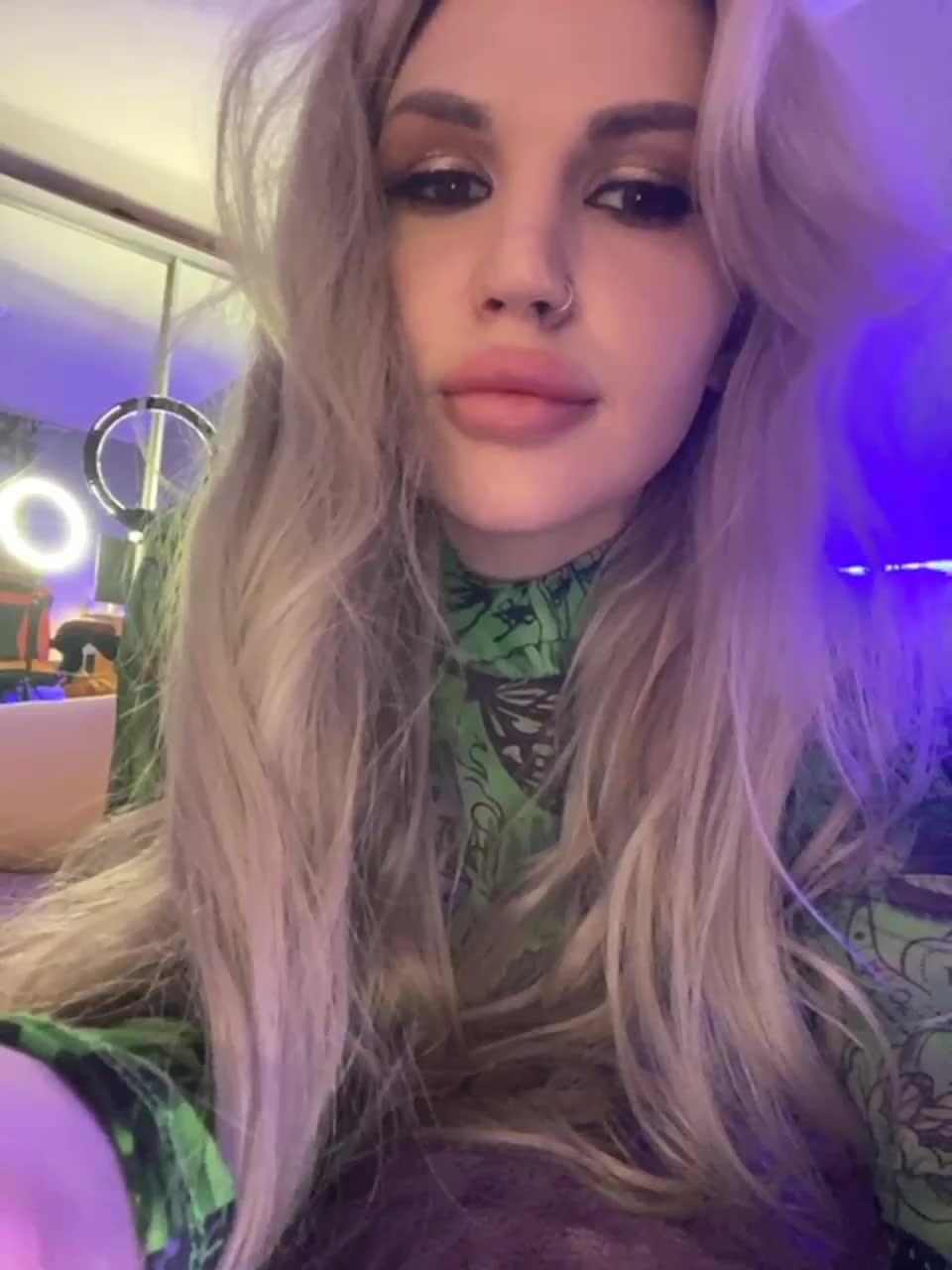 View or download file succubz on 2023-03-21 from bongacams