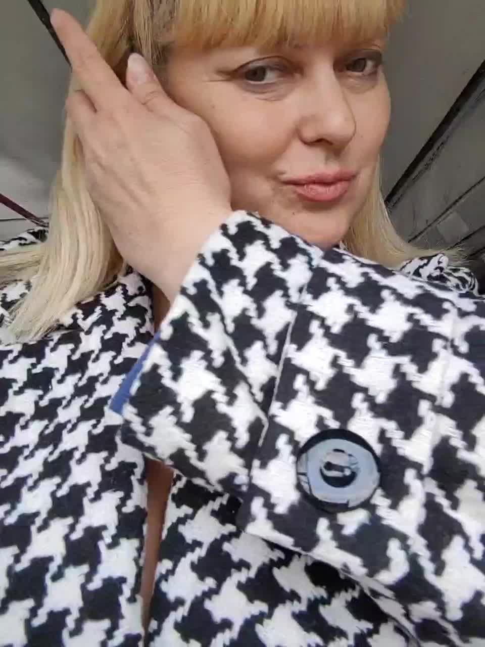 View or download file janna37 on 2023-03-22 from bongacams