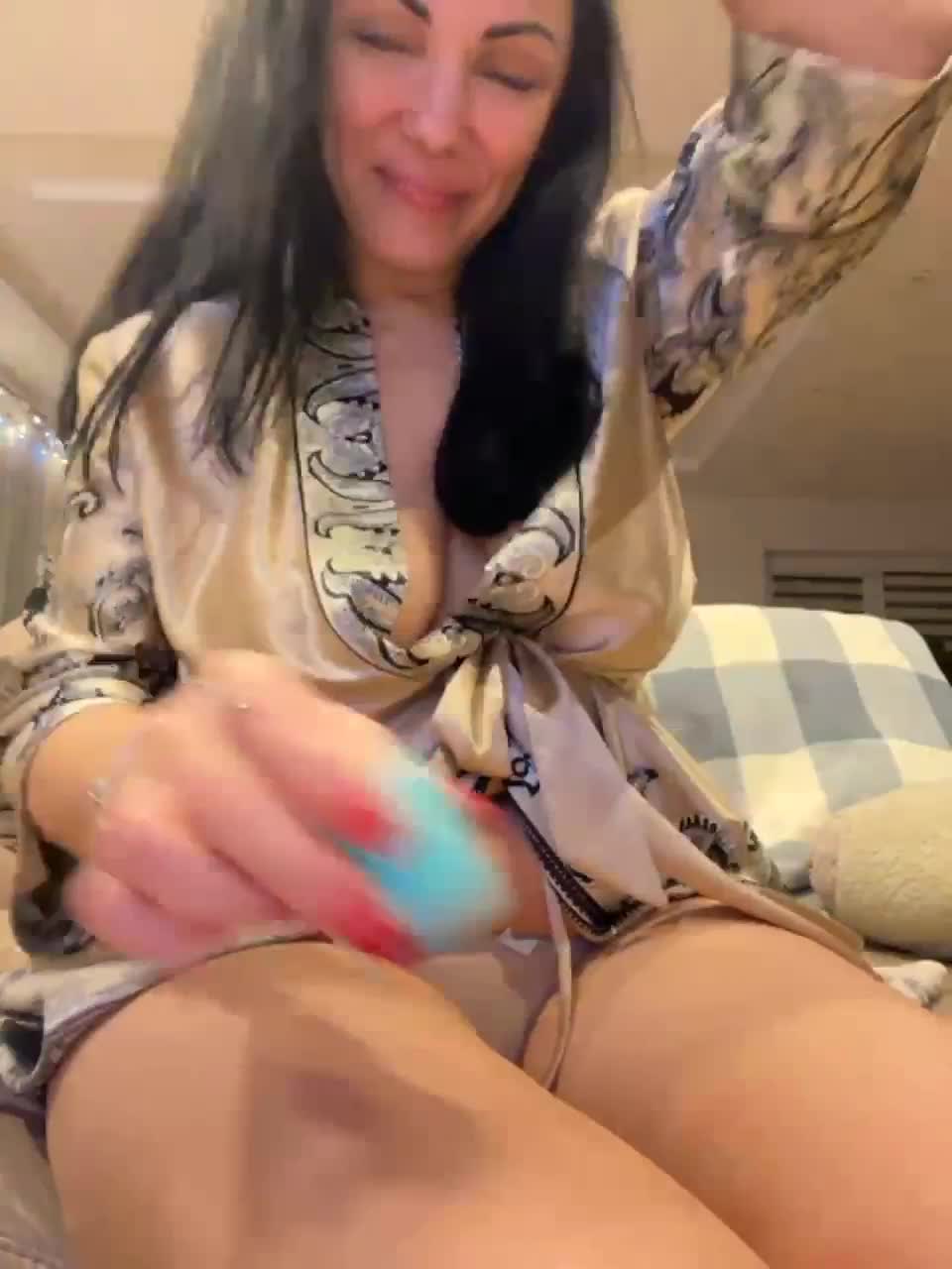 View or download file louisejenkin on 2023-03-22 from bongacams