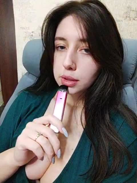 View or download file mialiahot on 2023-03-23 from bongacams