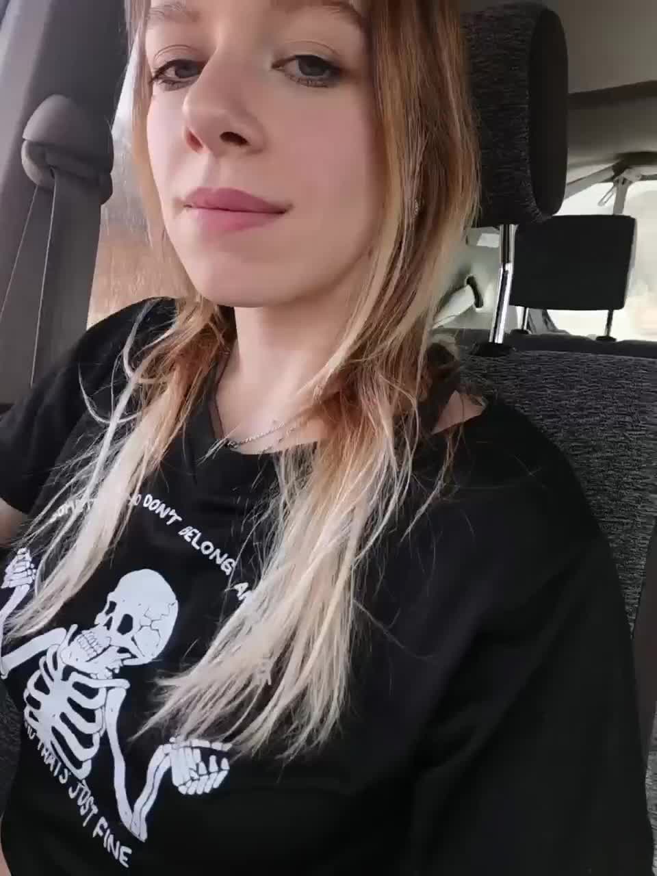 View or download file shinewitch on 2023-03-23 from bongacams