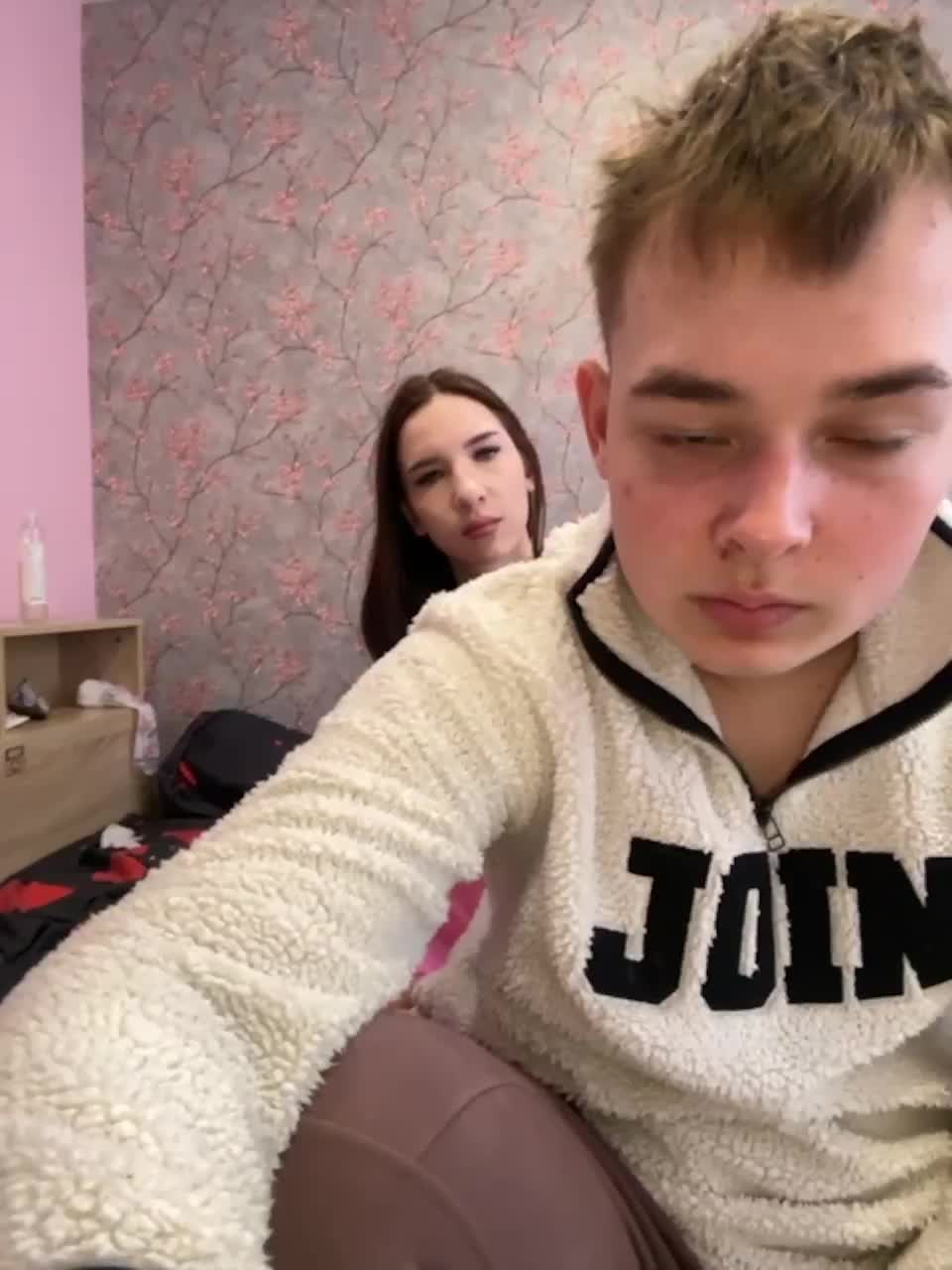 View or download file starrxxx on 2023-03-23 from bongacams