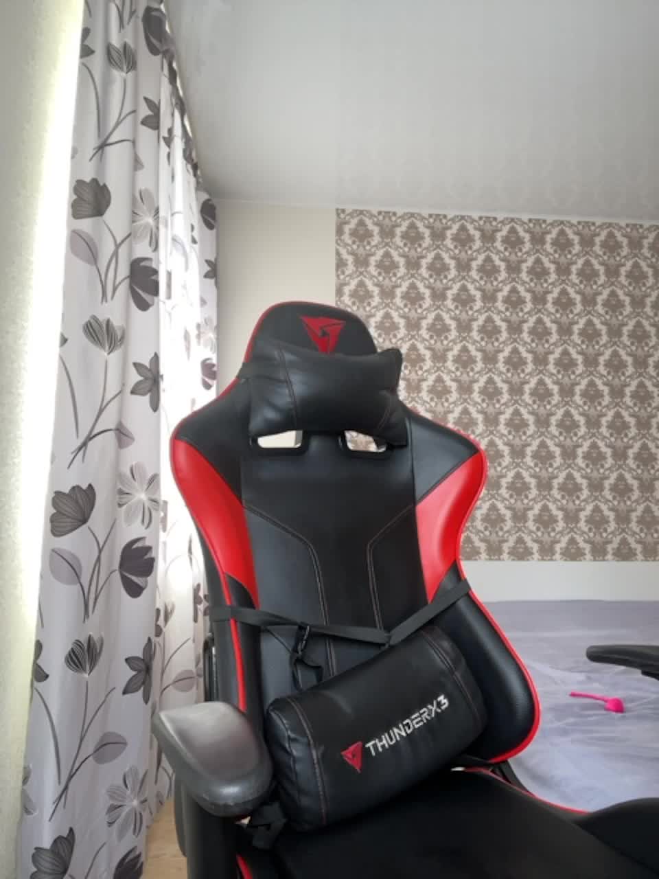 View or download file vikikiss on 2023-03-23 from bongacams