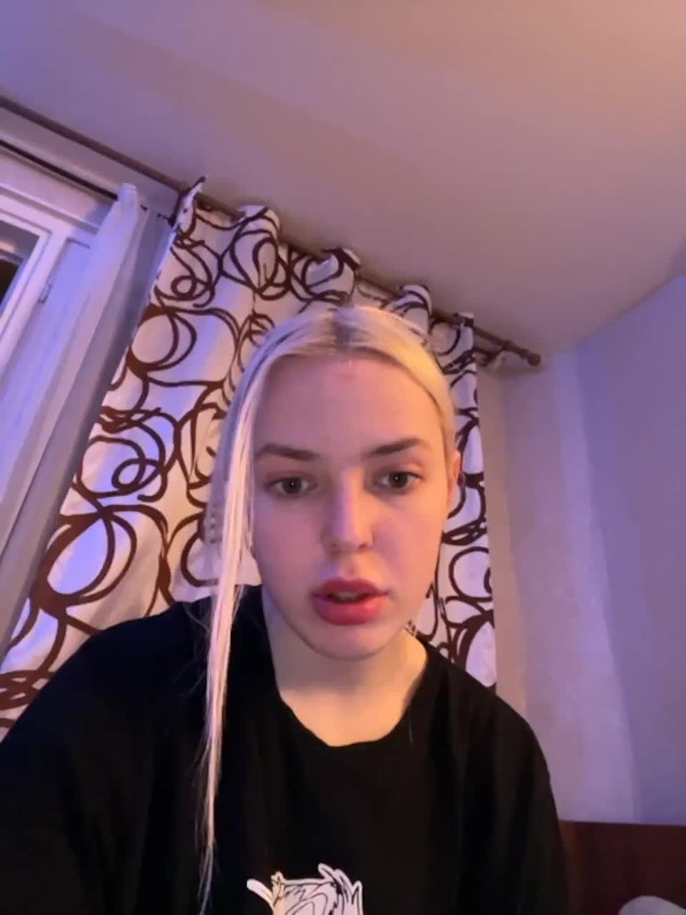 View or download file merida_amora on 2023-03-24 from bongacams