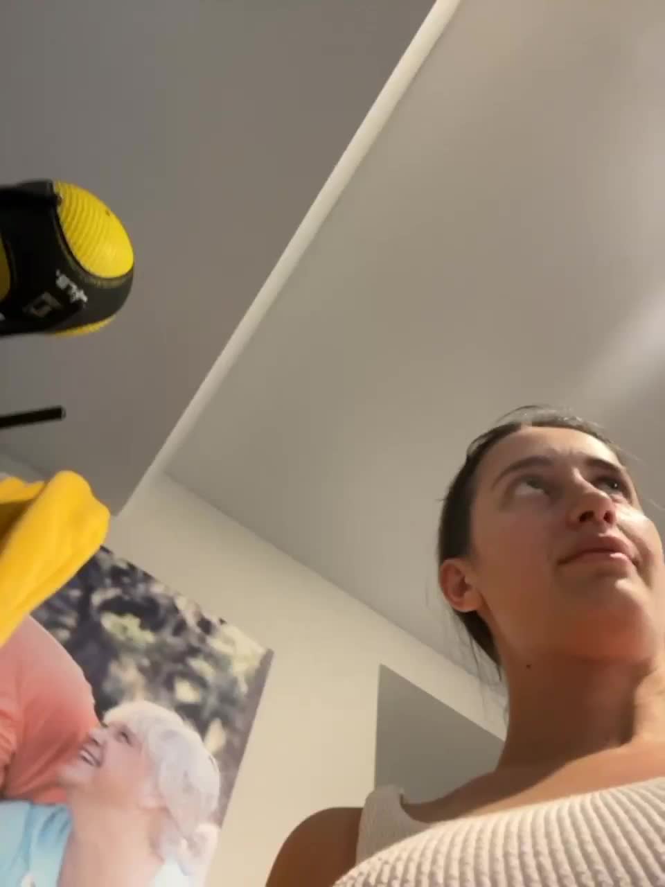 View or download file sweetbuttocks on 2023-03-24 from bongacams