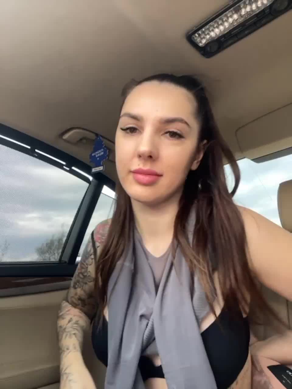 View or download file yourarina on 2023-03-24 from bongacams