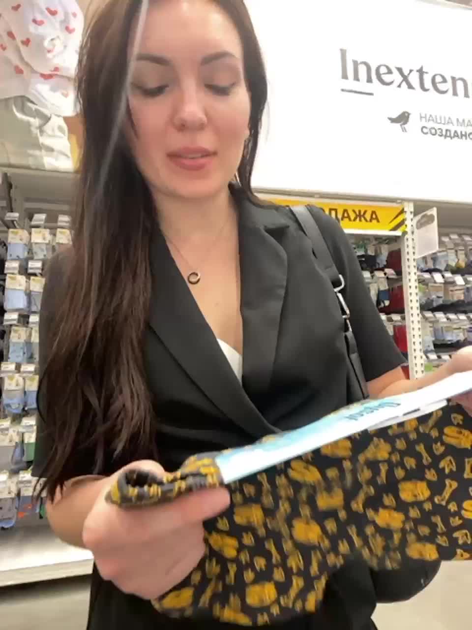 View or download file divora on 2023-03-25 from bongacams