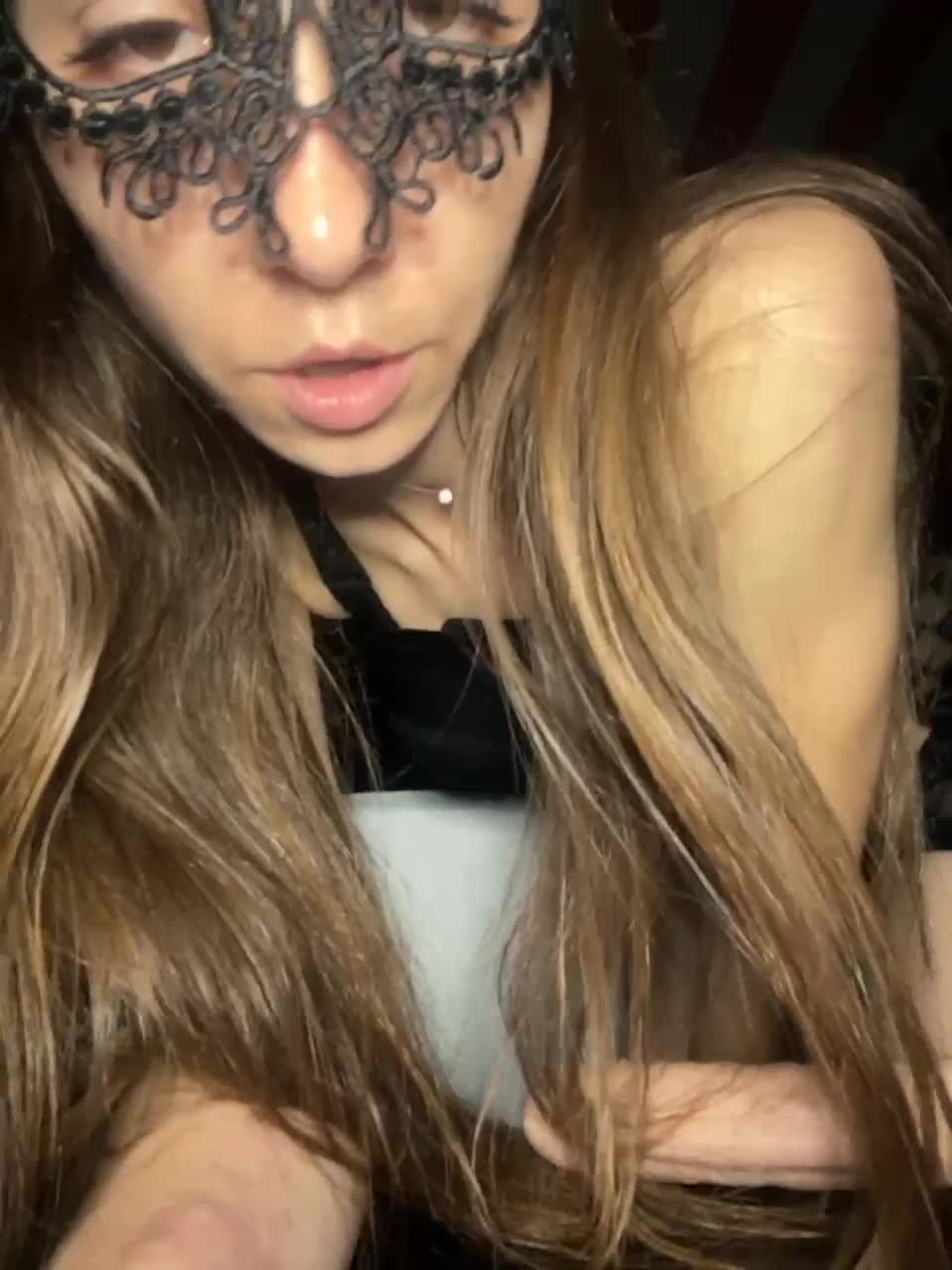 View or download file monikayyy on 2023-03-25 from bongacams