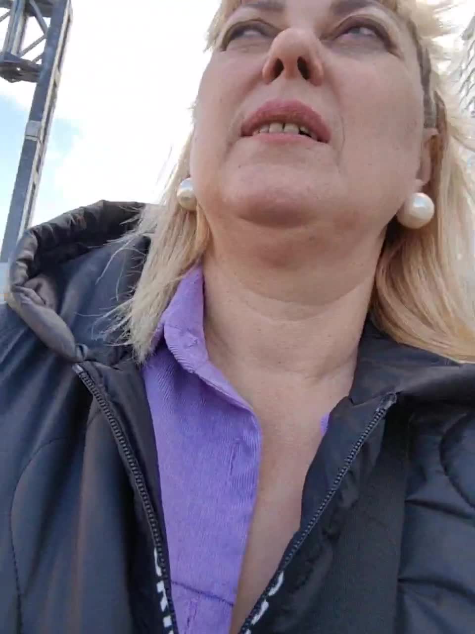 View or download file janna37 on 2023-03-26 from bongacams