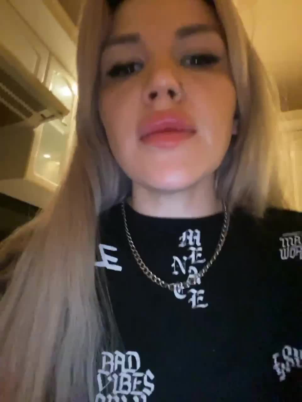 View or download file succubz on 2023-03-26 from bongacams