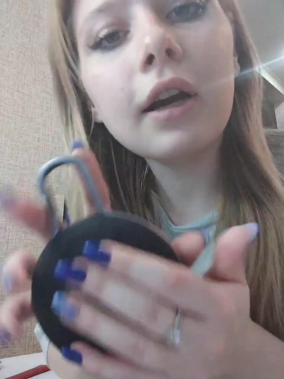 View or download file hollymussy on 2023-03-27 from bongacams