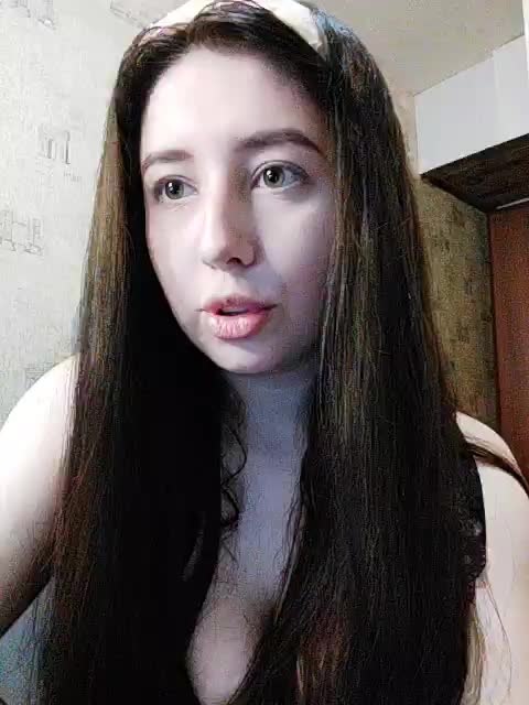 View or download file mialiahot on 2023-03-27 from bongacams