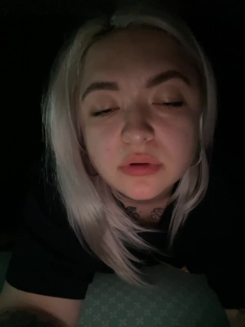 View or download file grayxchaos on 2023-03-29 from bongacams