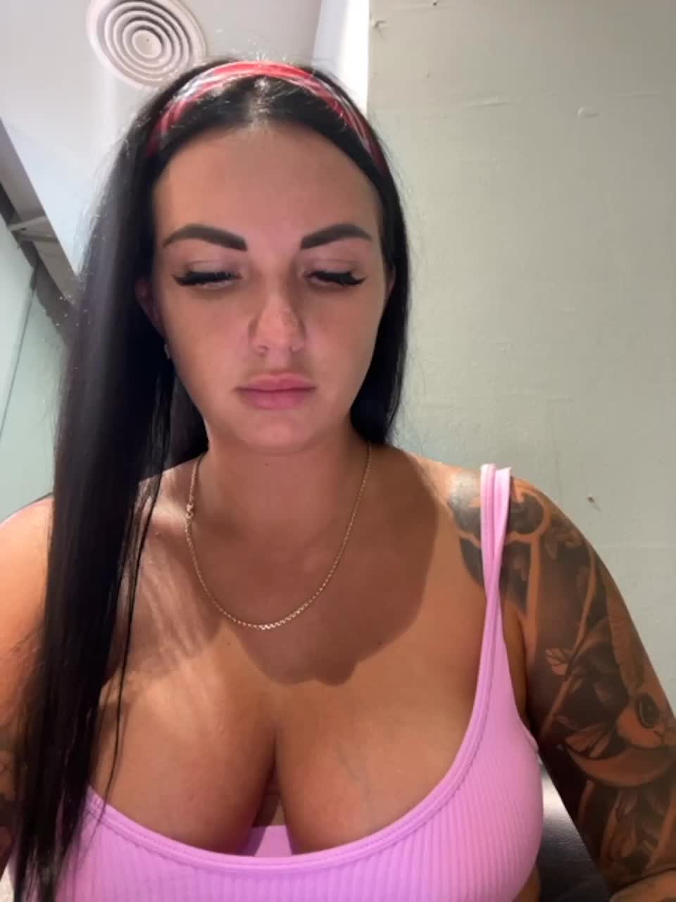 View or download file tokionajoe on 2023-03-29 from bongacams