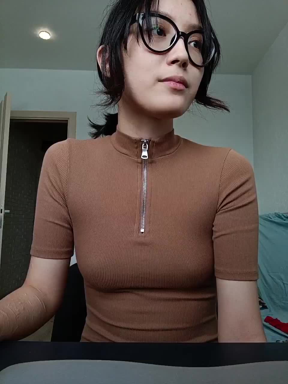 View or download file kisik258 on 2023-03-30 from bongacams