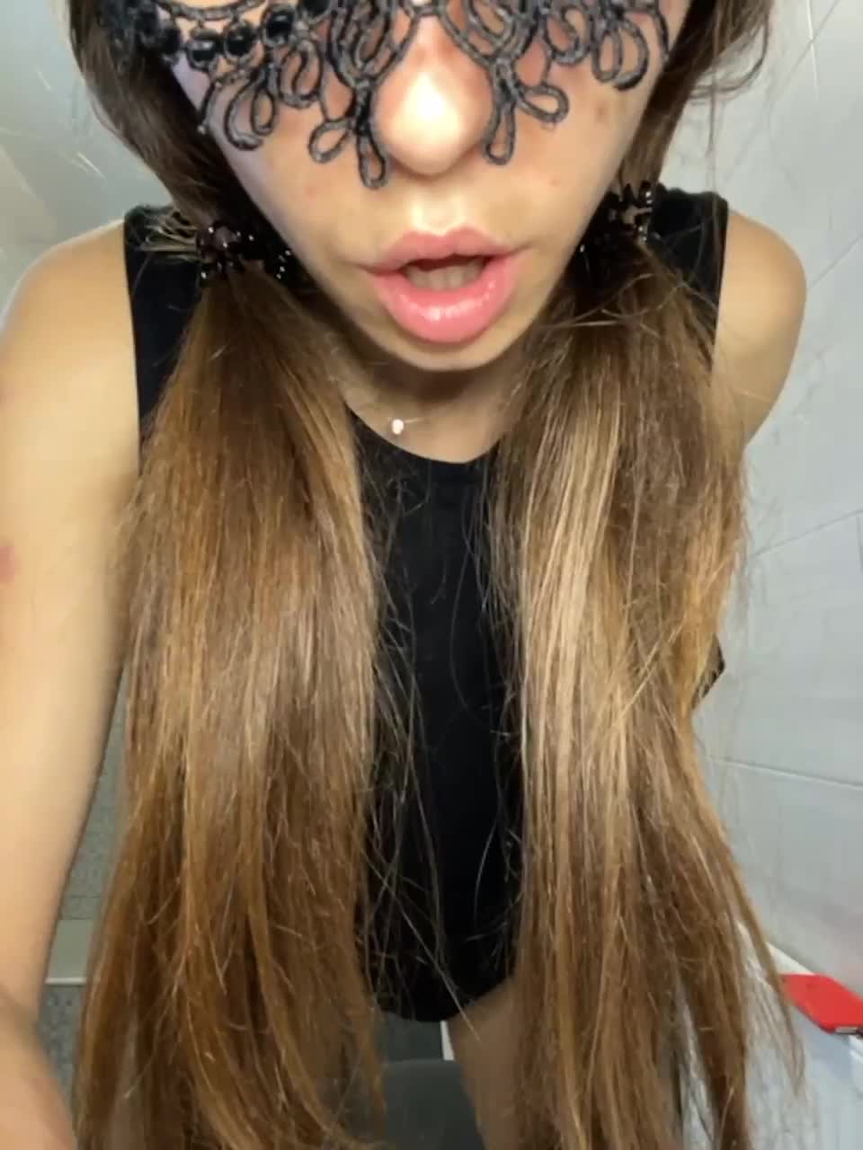 View or download file monikayyy on 2023-03-30 from bongacams